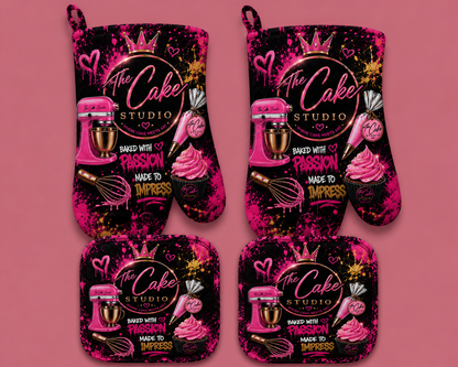 Studio Made Oven Mitts & Pot Holder