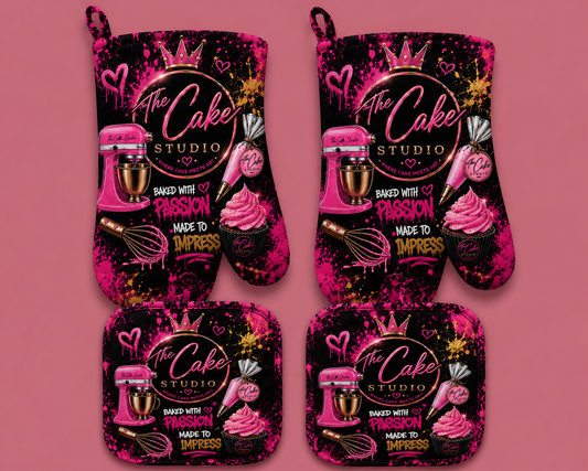 Studio Made Oven Mitts & Pot Holder